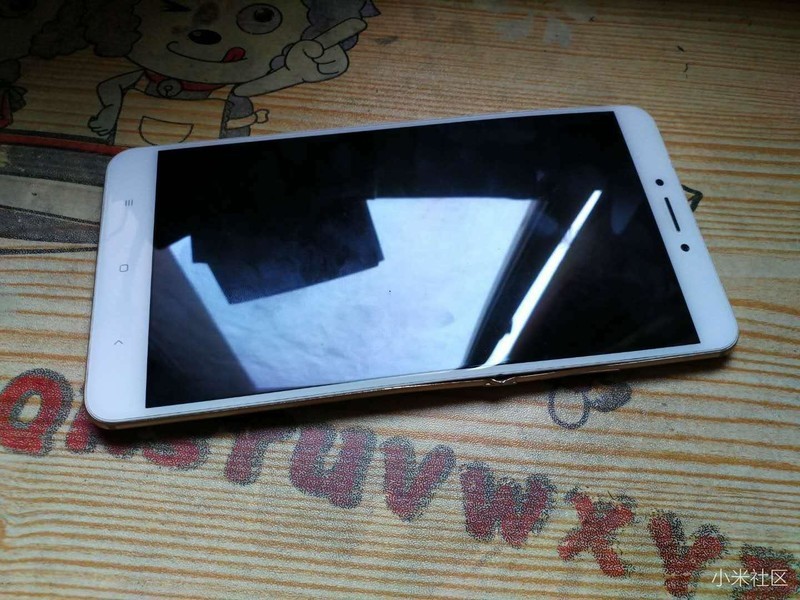 小米手机质量不行？没想到危机关头还救人一命，点赞小米！