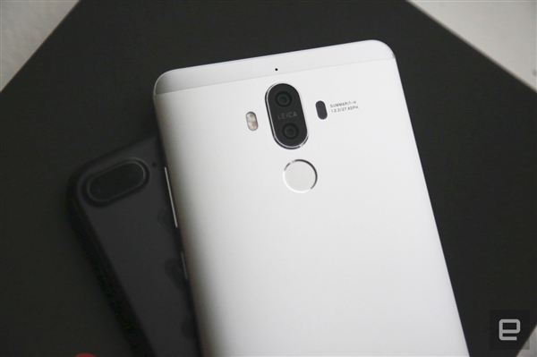 华为Mate9普通版开箱体验