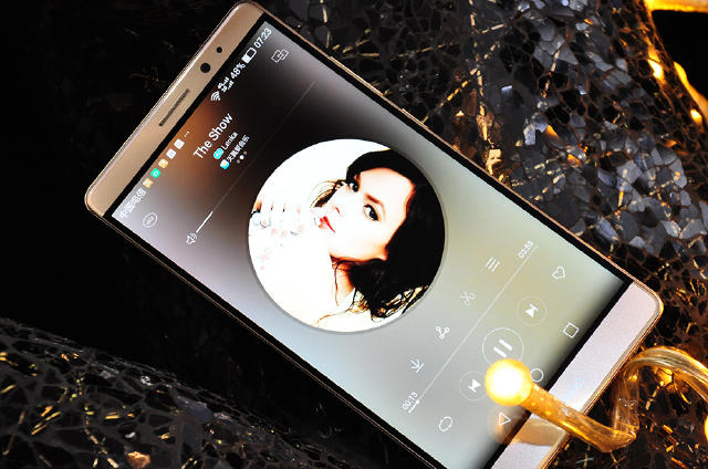 华为 Mate 8的美，依旧无可取代！