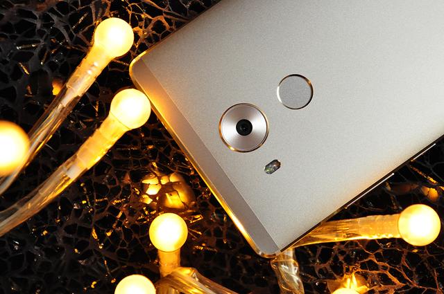 华为 Mate 8的美，依旧无可取代！