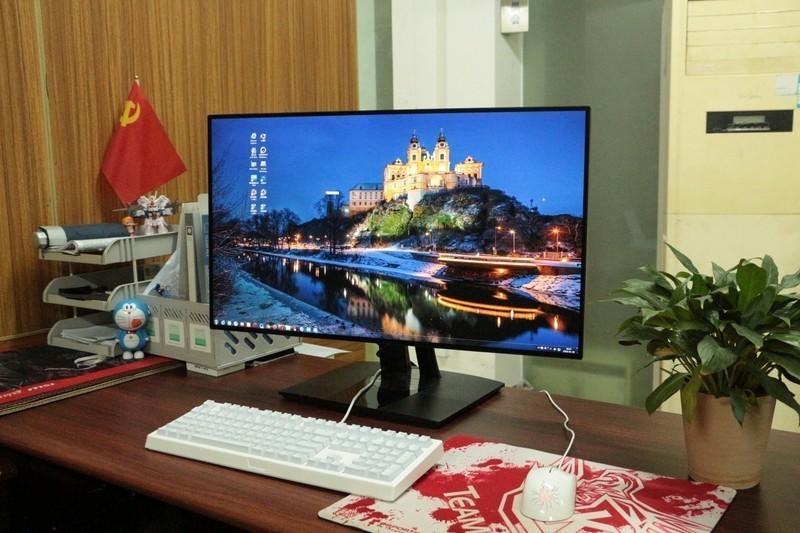 ＃强劲配置 锋锐性能＃优派VP3268-4K，不止好一点！