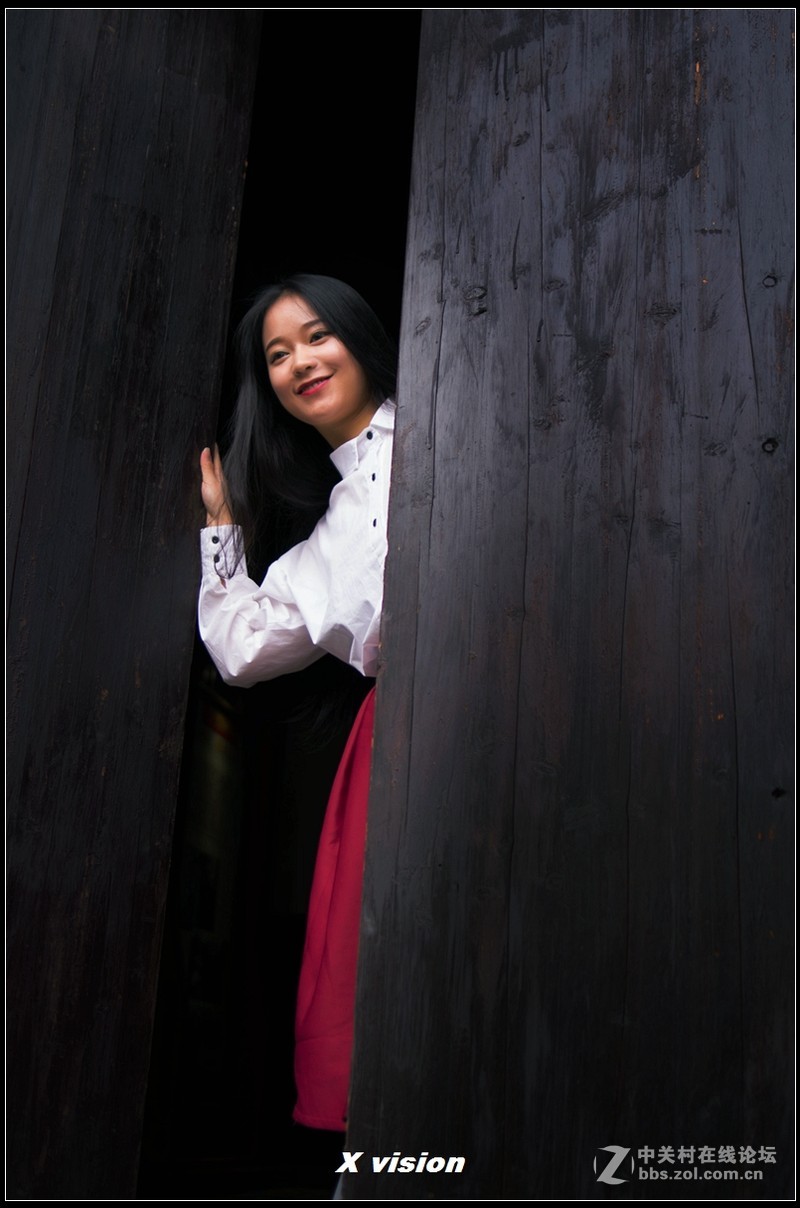 烟灯山“群殴”模特事件--梅婷表妹在场