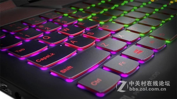 联想发布全新游戏本Legion Y520/Y720新品价2000元