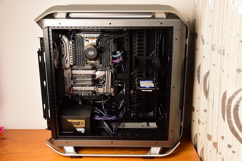 GIGABYTE X399 DESIGNARE EX 主板开箱上机