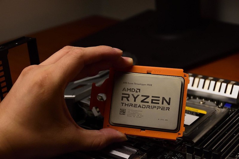 GIGABYTE X399 DESIGNARE EX 主板开箱上机