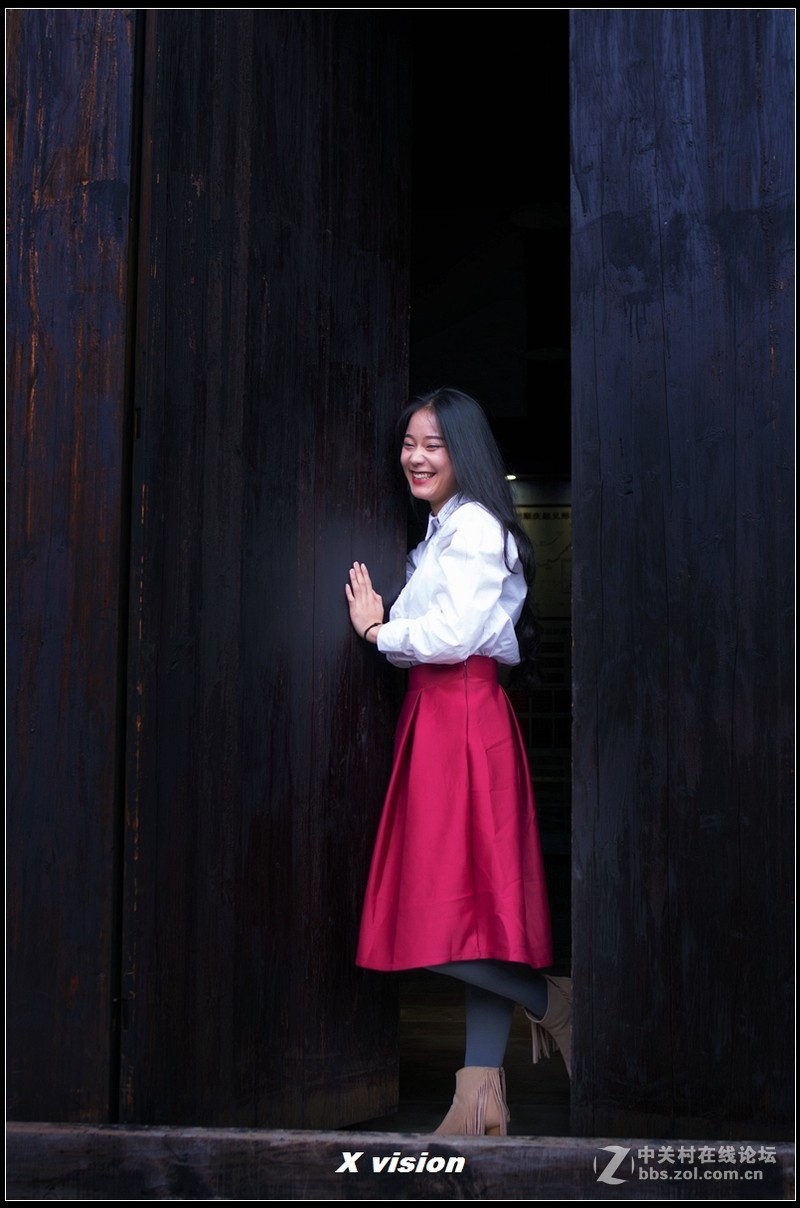 烟灯山“群殴”模特事件--梅婷表妹在场