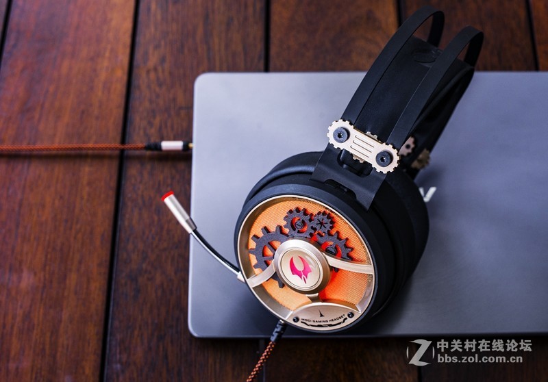 游戏音乐双修，一专多能的魔磁M660