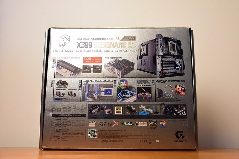 GIGABYTE X399 DESIGNARE EX 主板开箱上机