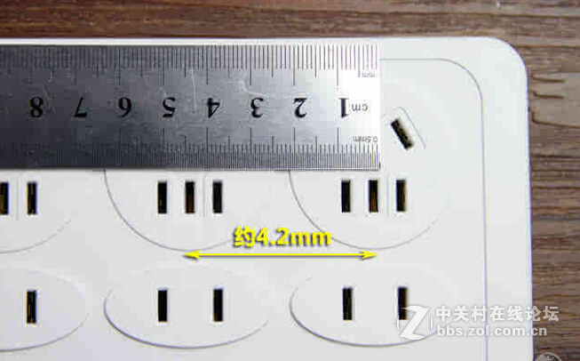 无人能敌的性价比！航嘉大白603插座评测