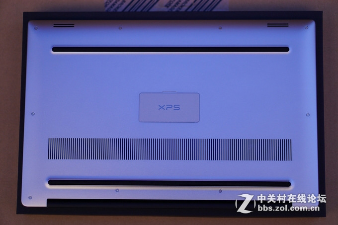 还不错的 4K 影音本，XPS 15 轻分享