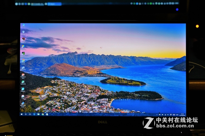 还不错的 4K 影音本，XPS 15 轻分享