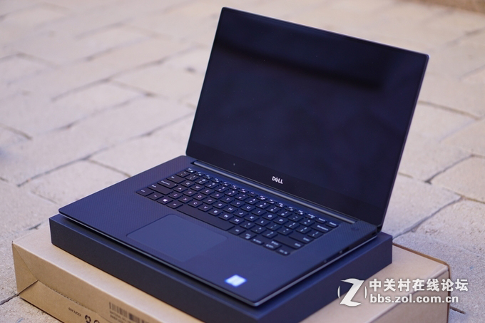 还不错的 4K 影音本，XPS 15 轻分享