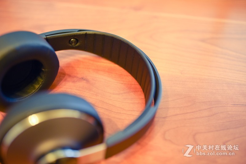 入门头戴也给力，突显性价比的飞利浦SHP8000