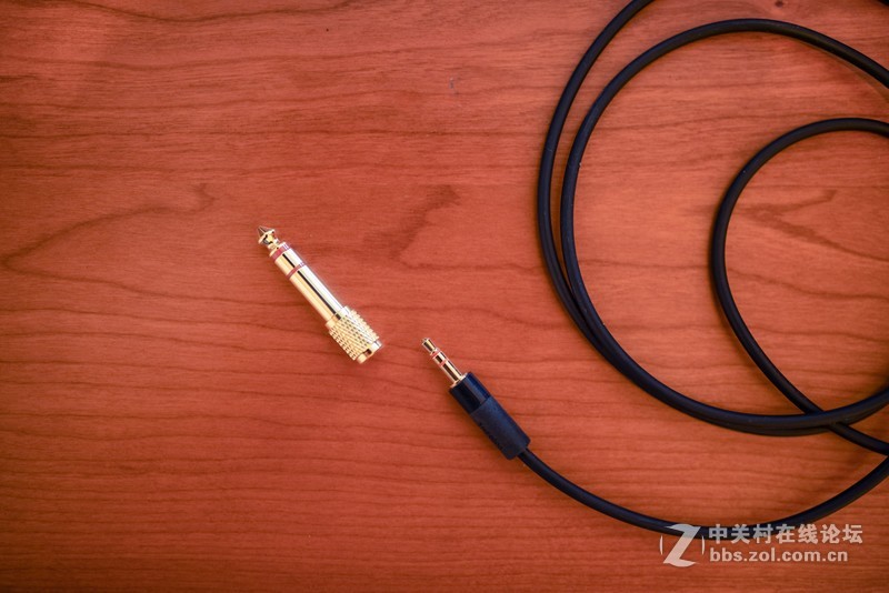 入门头戴也给力，突显性价比的飞利浦SHP8000