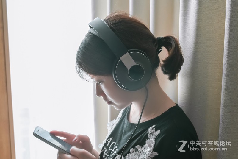 入门头戴也给力，突显性价比的飞利浦SHP8000
