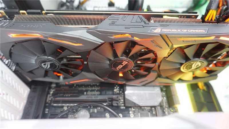 吃鸡游戏测试：单通道、双通道、三通道，哪个更适合吃鸡呢?