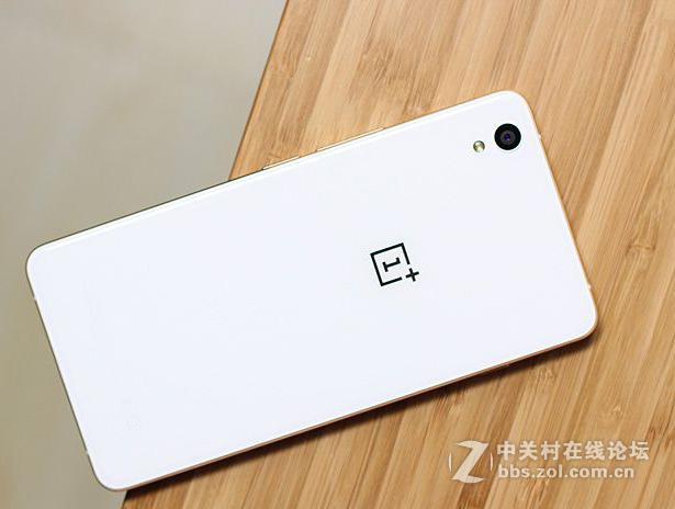 #大神F1我坐堂#小屏手机用户体验更佳，未来将回归到小屏时代