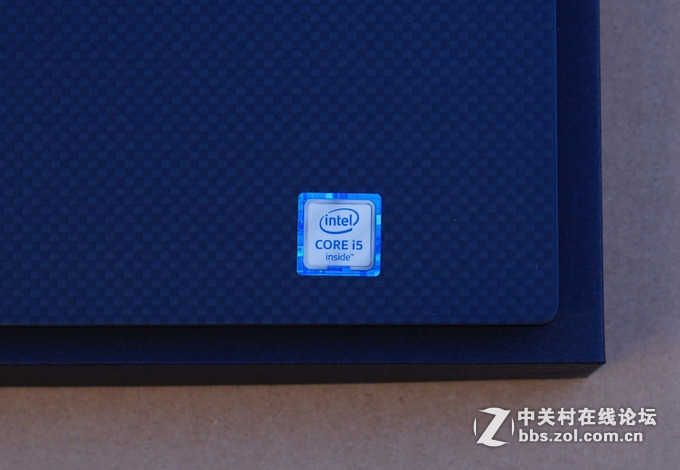 还不错的 4K 影音本，XPS 15 轻分享