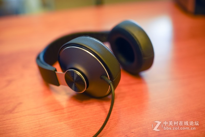 入门头戴也给力，突显性价比的飞利浦SHP8000