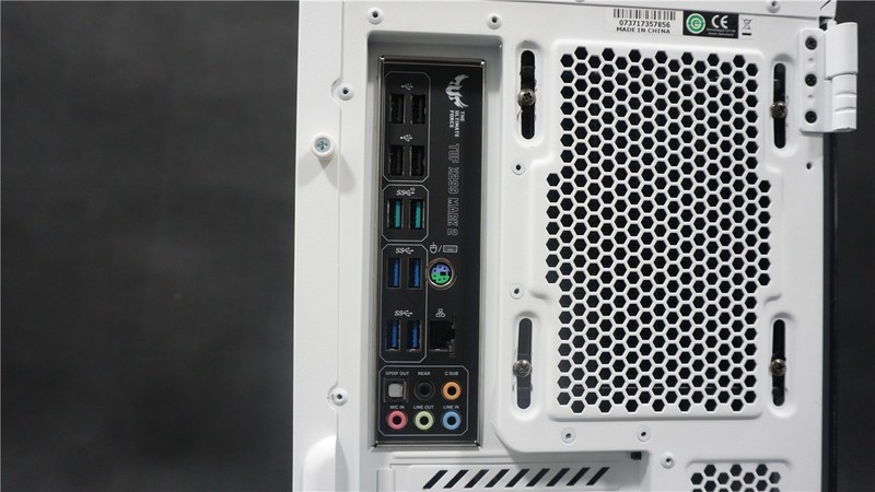 吃鸡游戏测试：单通道、双通道、三通道，哪个更适合吃鸡呢?