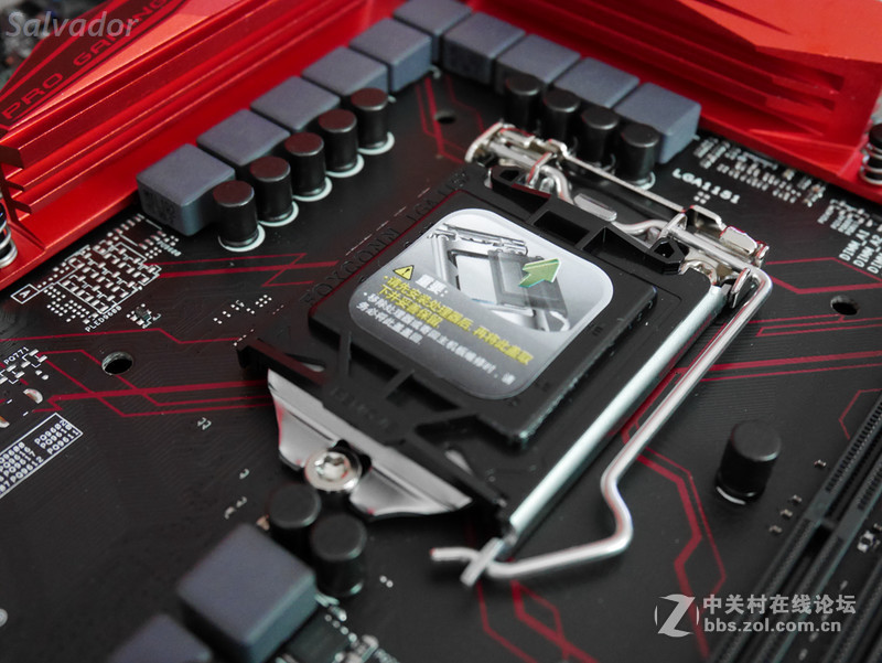 #华硕B150 PRO GAMMING/AURA # 无处不在的安全设计