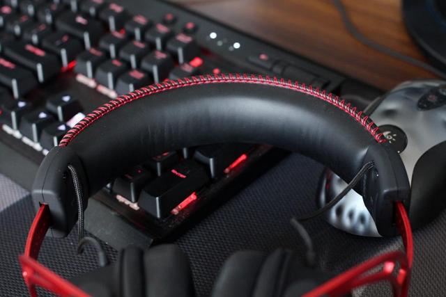 HyperX Cloud 阿尔法电竞耳机开箱体验：吃鸡的声音快感在这