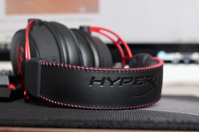 HyperX Cloud 阿尔法电竞耳机开箱体验：吃鸡的声音快感在这