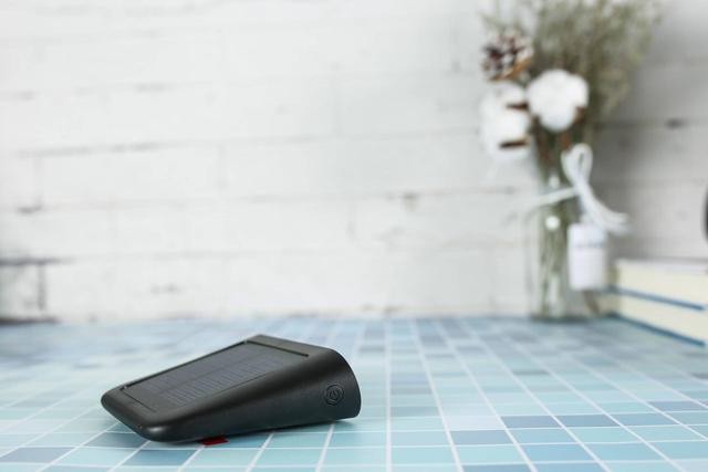 小米旗下70迈胎压监测仪：时刻关注胎压，高效守护车主安全