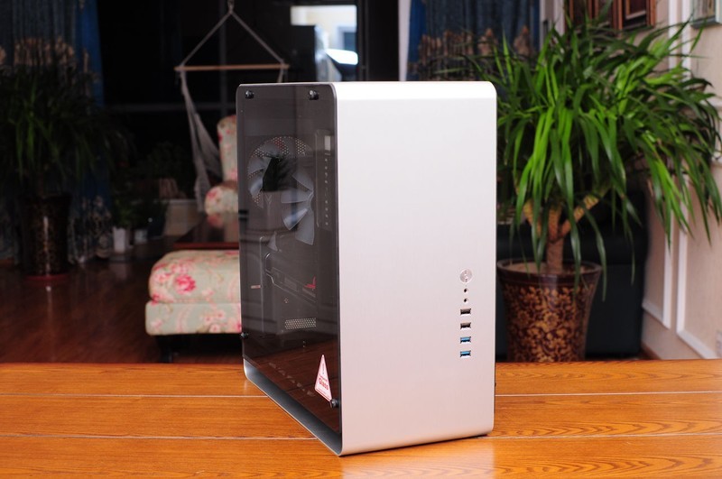 大功告成，把书房打造成网吧之第三台主机分享