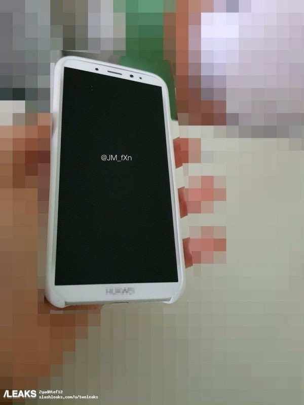 华为中端全面屏真机再曝 无死角看光光