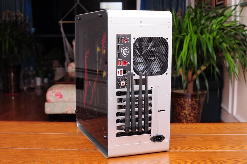 大功告成，把书房打造成网吧之第三台主机分享