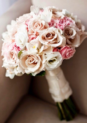 新娘手捧花的类型介绍 幸福的见证者