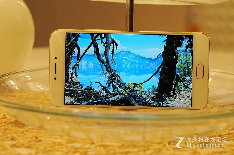 #给大家走了条路#颜值实力兼备，遇见MX6之美