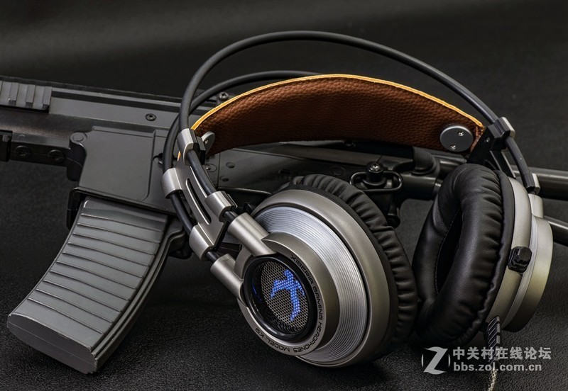 感恩节要吃鸡，吃鸡就有游戏耳机