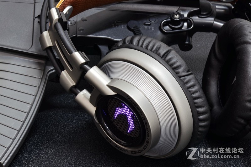 感恩节要吃鸡，吃鸡就有游戏耳机