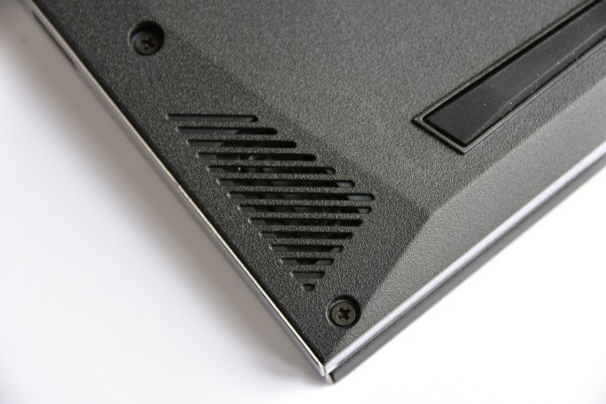 6核12线程游戏利器，机械革命深海幽灵Z2深度体验