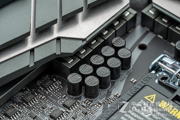 本文面向希望选购Z390主板，以及对华擎ASRock Z390太极感兴趣的读者。