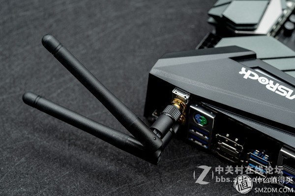 本文面向希望选购Z390主板，以及对华擎ASRock Z390太极感兴趣的读者。