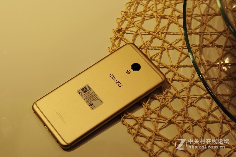 #给大家走了条路#颜值实力兼备，遇见MX6之美