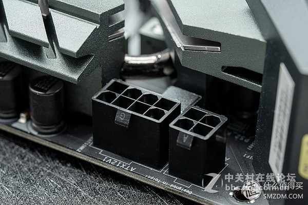 本文面向希望选购Z390主板，以及对华擎ASRock Z390太极感兴趣的读者。