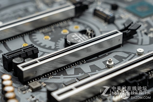 本文面向希望选购Z390主板，以及对华擎ASRock Z390太极感兴趣的读者。