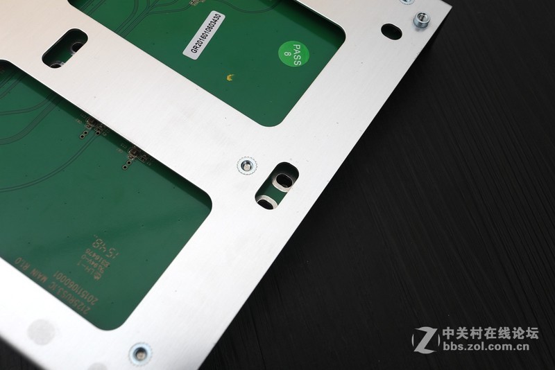 速度与安全结合，入手cyberslim SSDPRO RAID V2 2.5寸双盘位硬盘盒 USB3.1带磁盘阵列