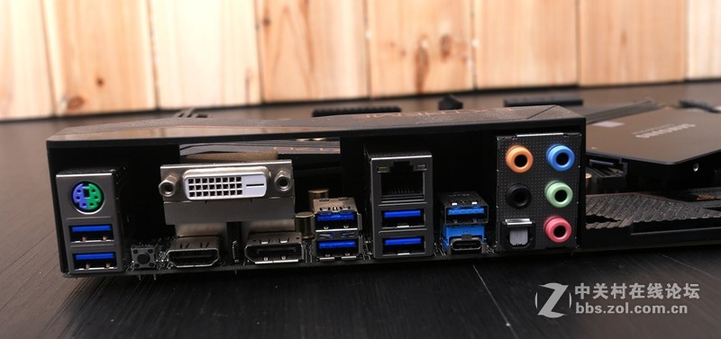 速度与安全结合，入手cyberslim SSDPRO RAID V2 2.5寸双盘位硬盘盒 USB3.1带磁盘阵列