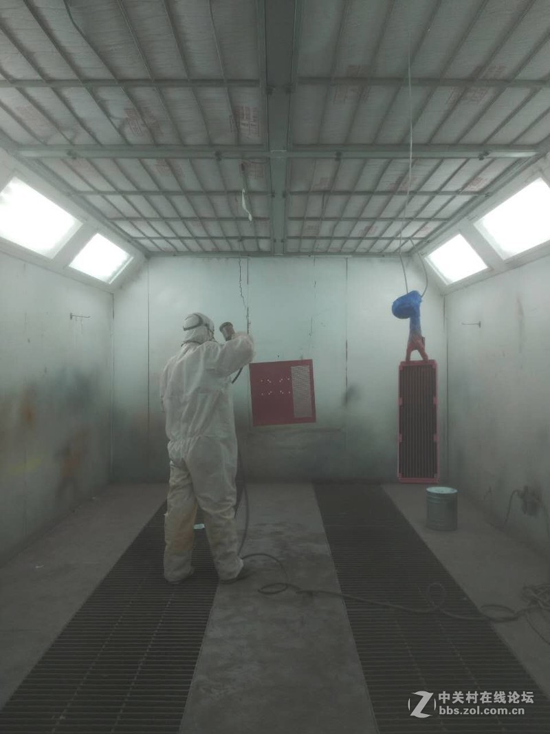 第三期「Z玩主」粉色系主题MOD主机 专业烤漆过程大公开！