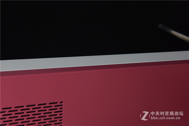 第三期「Z玩主」粉色系主题MOD主机 专业烤漆过程大公开！