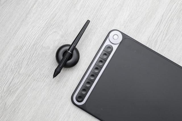 修图师的福利来了！一款简单易用的手绘板，绘王Q620M深度体验