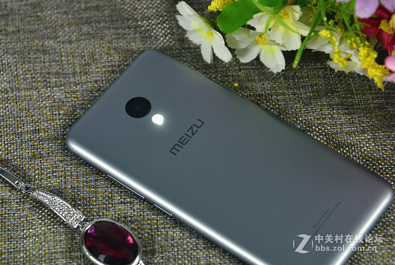 ＃颜值加速度＃千元机颜值担当——魅蓝3精美图赏