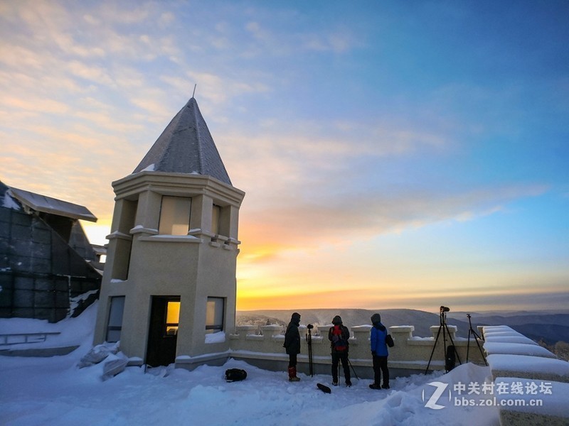 华为Mate 10+卡色Kase16mm广角手机镜头拍摄冰雪风光