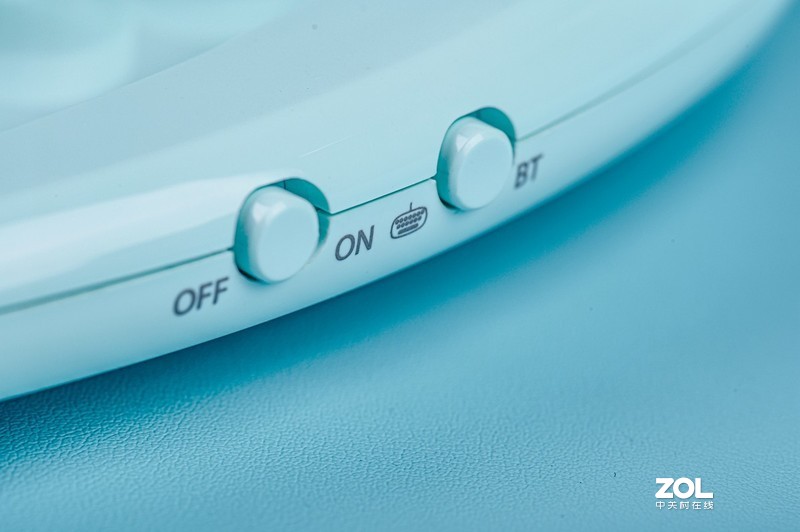 要想办公常清新，你需要一点绿，富德卡洛琳娜薄荷绿双模键盘