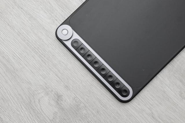 修图师的福利来了！一款简单易用的手绘板，绘王Q620M深度体验